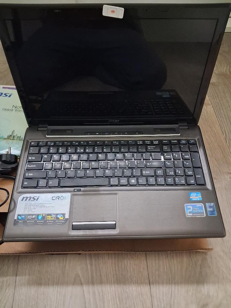 Laptop MSI 15,6 inch, Computers en Software, Windows Laptops, Gebruikt, 15 inch, HDD, SSD, 2 tot 3 Ghz, 4 GB, Qwerty, Ophalen