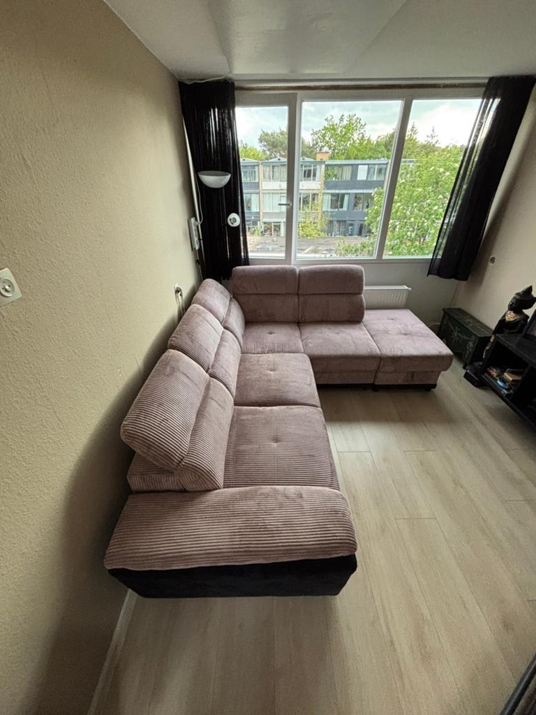 Hoekbank zeer goed onderhouden +uitschuif bed/opberg hoek, Huis en Inrichting, Banken | Bankstellen, Ophalen, 75 tot 100 cm, Zo goed als nieuw