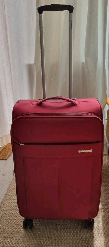 Decent Koffer Rood - Medium (66 cm), Ophalen, Wieltjes, 20 tot 30 cm, Nieuw