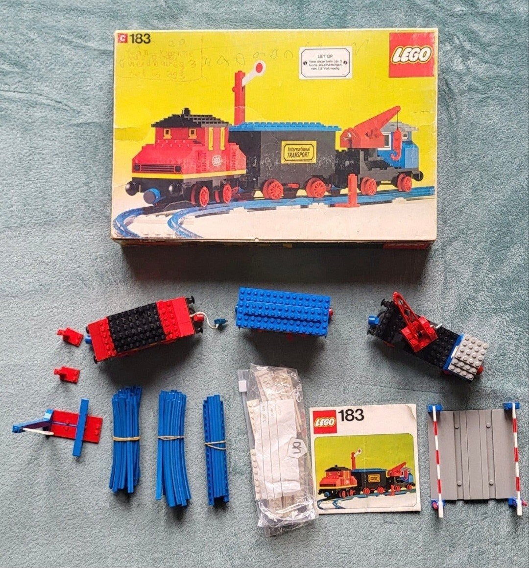 Lego trein 4,5 Volt rails, locomotief, wagons, doos, set 183, Inclusief instructies, Gebruikt, Lego, Ophalen of Verzenden