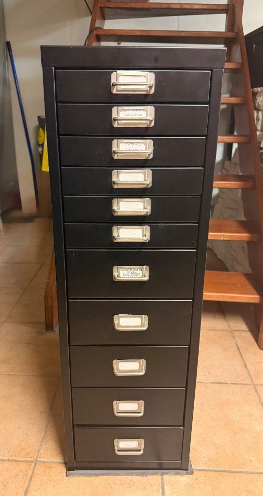 Zwarte stalen archiefkast, Ophalen, Minder dan 50 cm, Gebruikt, Minder dan 100 cm