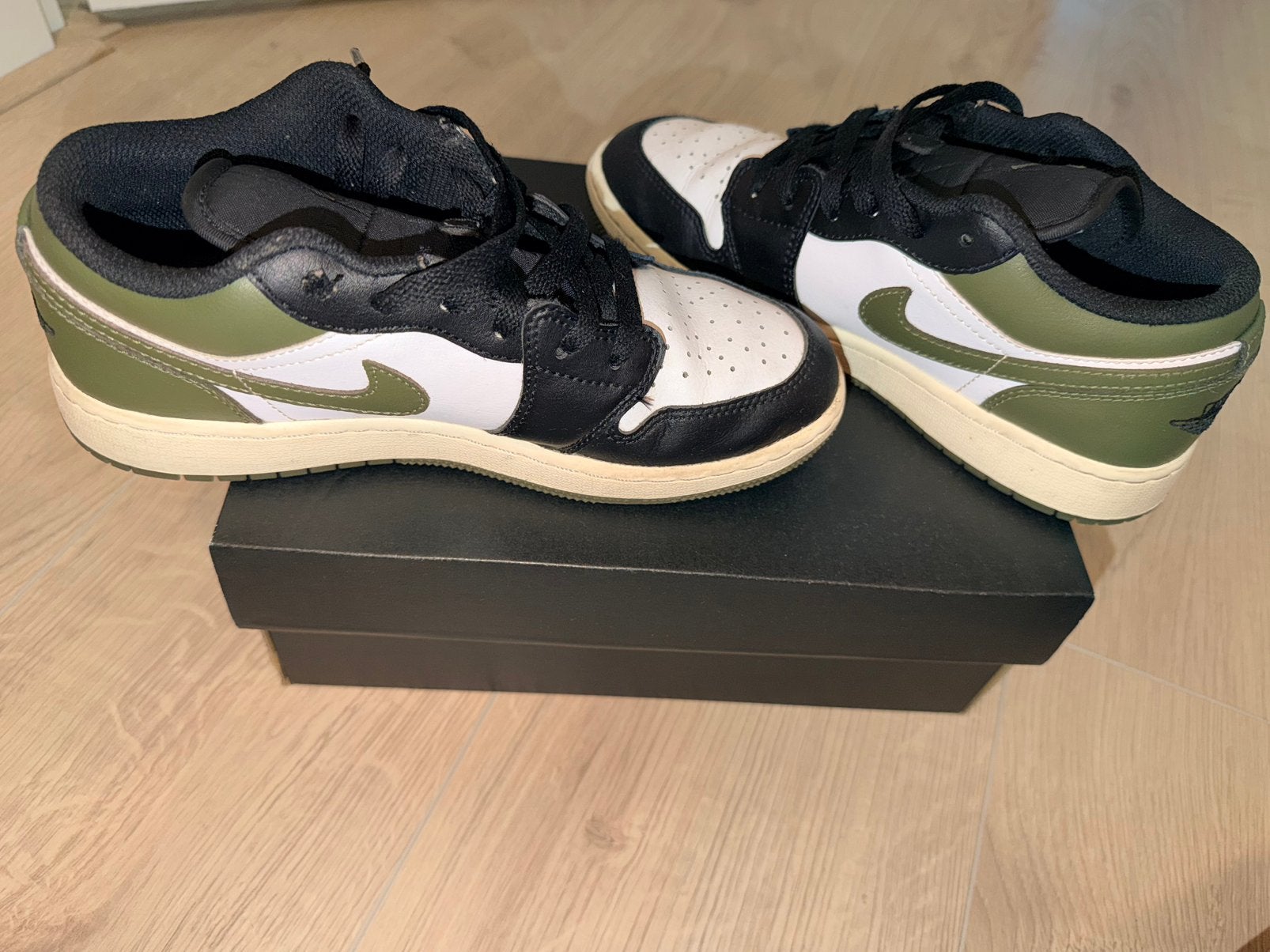 Nike jordans, Ophalen, Gebruikt, Jongen of Meisje, Schoenen