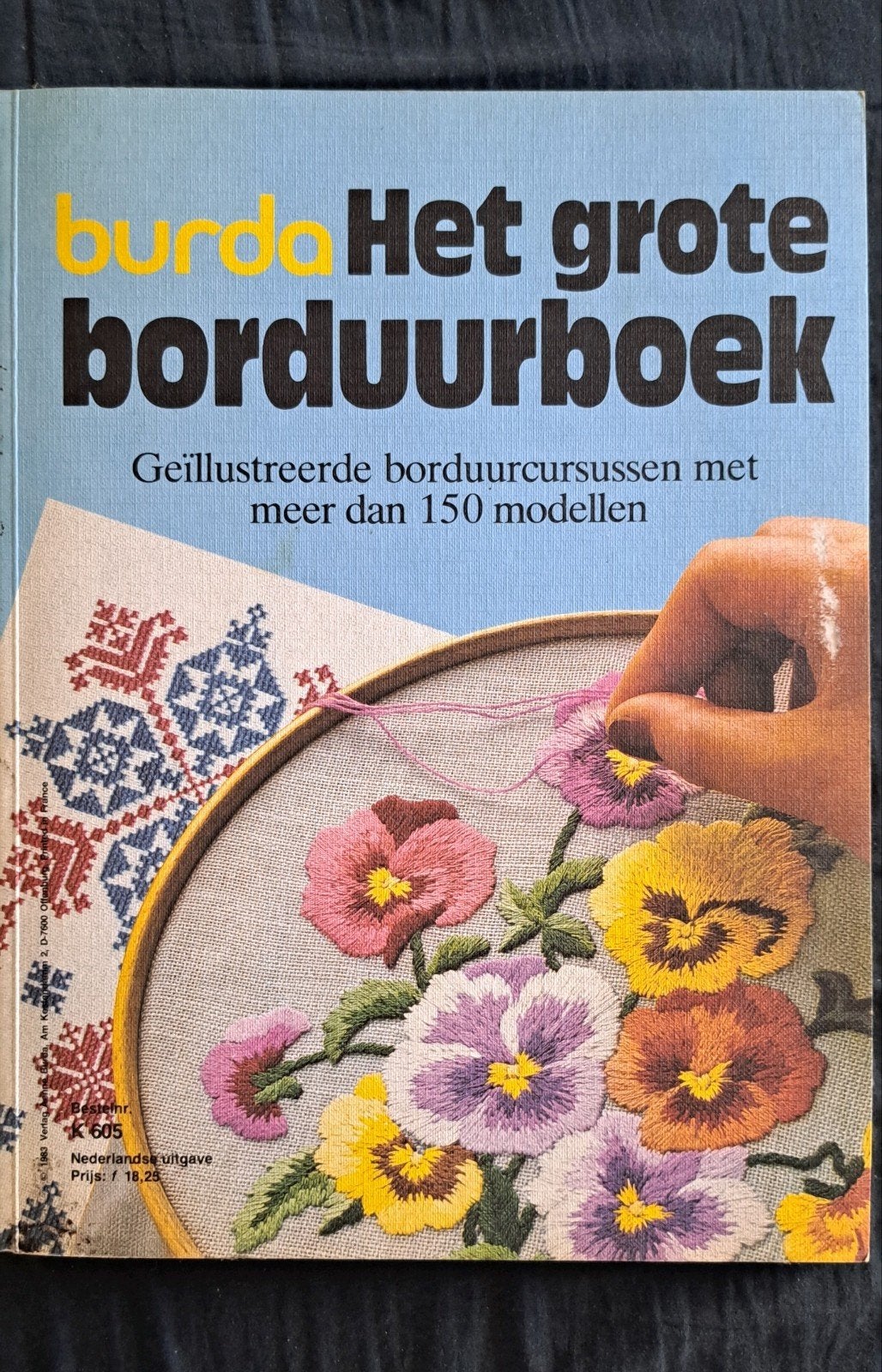Burda 't Grote Borduurboek - Geïllustreerde Borduurcursussen, Ophalen of Verzenden, Gebruikt, Handborduren, Patroon