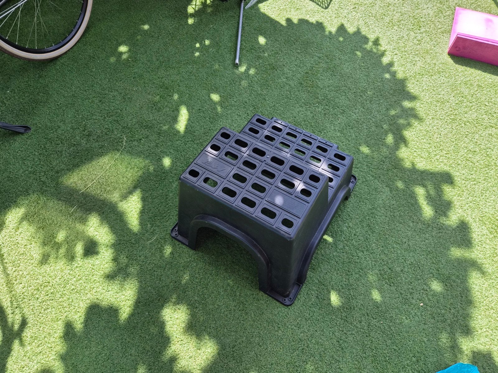 Zwarte kunststof opstapje/trapje voor caravan/camper, Ophalen, Gebruikt