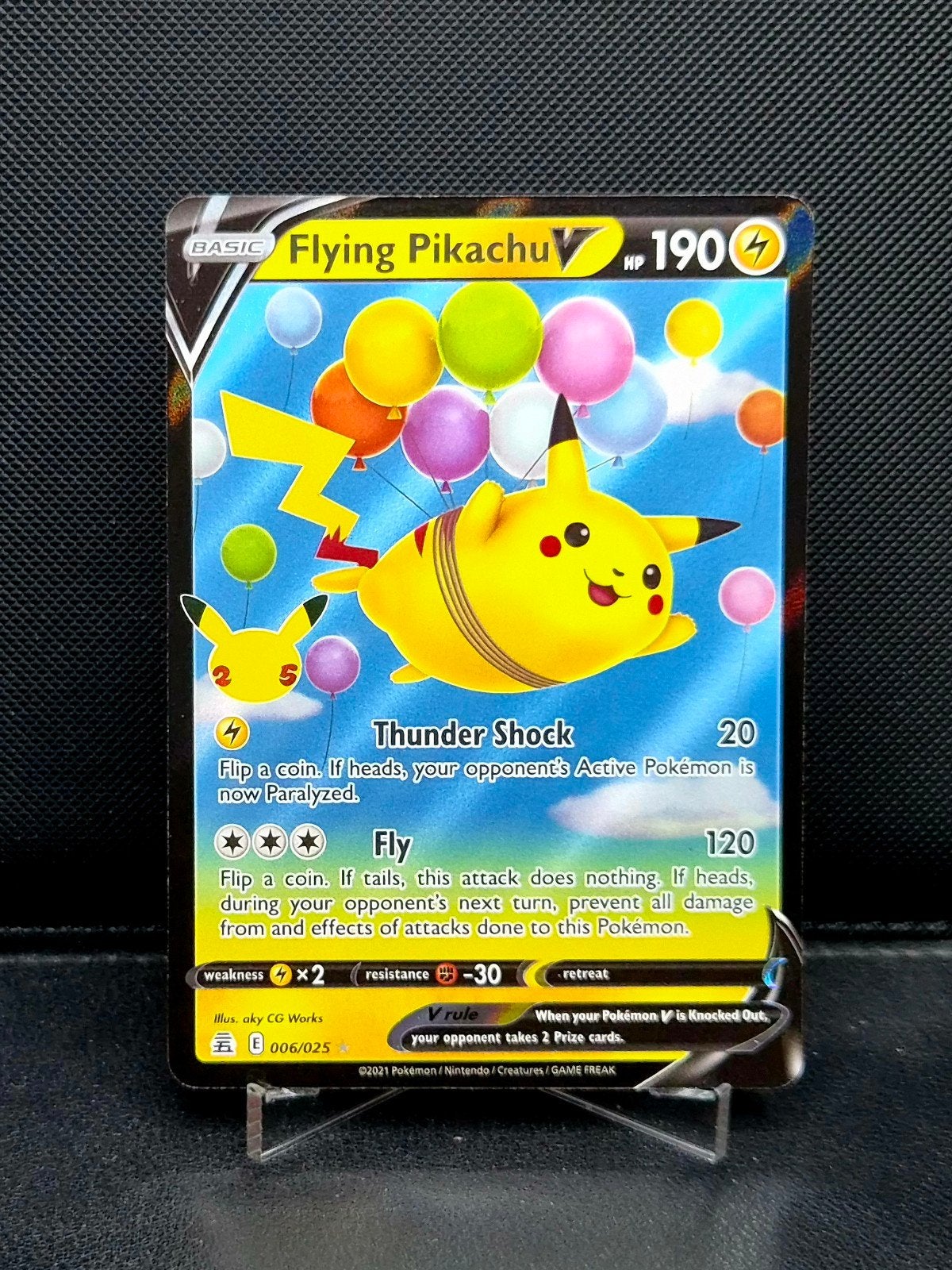 Flying Pikachu V 006/025 Celebrations NM, Ophalen of Verzenden, Zo goed als nieuw