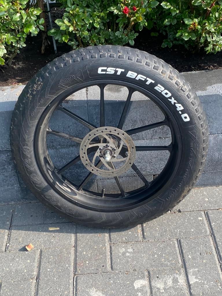 Fatbike voorwiel 20x4.0, Fietsen en Brommers, Fietsonderdelen, Ophalen of Verzenden, Zo goed als nieuw, Overige typen
