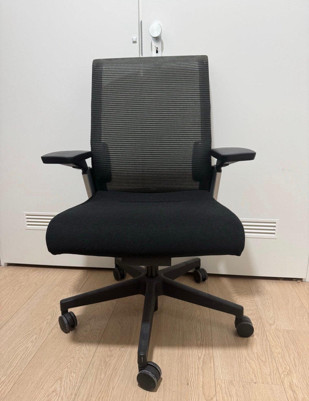 Avis office Premium Ergo Bureaustoel - office chair, Ophalen, Zo goed als nieuw, Zwart