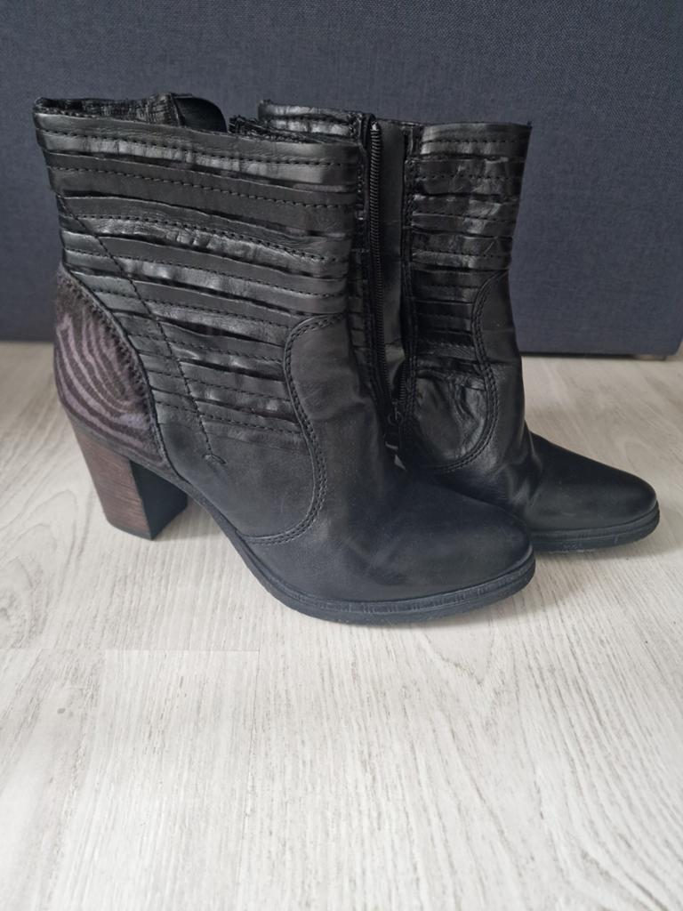 Omoda laarsjes maat 40, Ophalen of Verzenden, Gedragen, Zwart