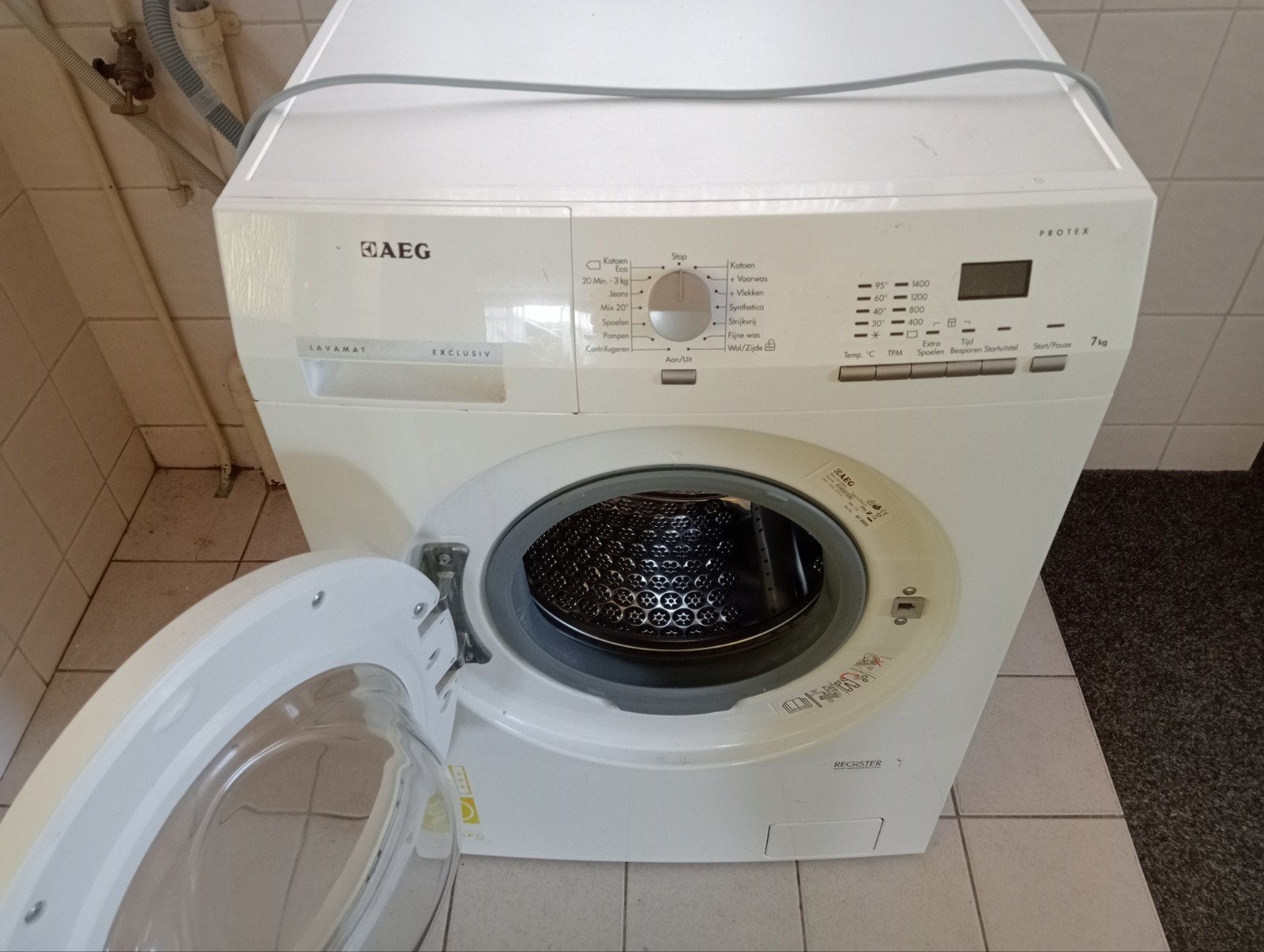AEG wasmachine - Goede staat, Ophalen, Gebruikt, Voorlader, 85 tot 90 cm