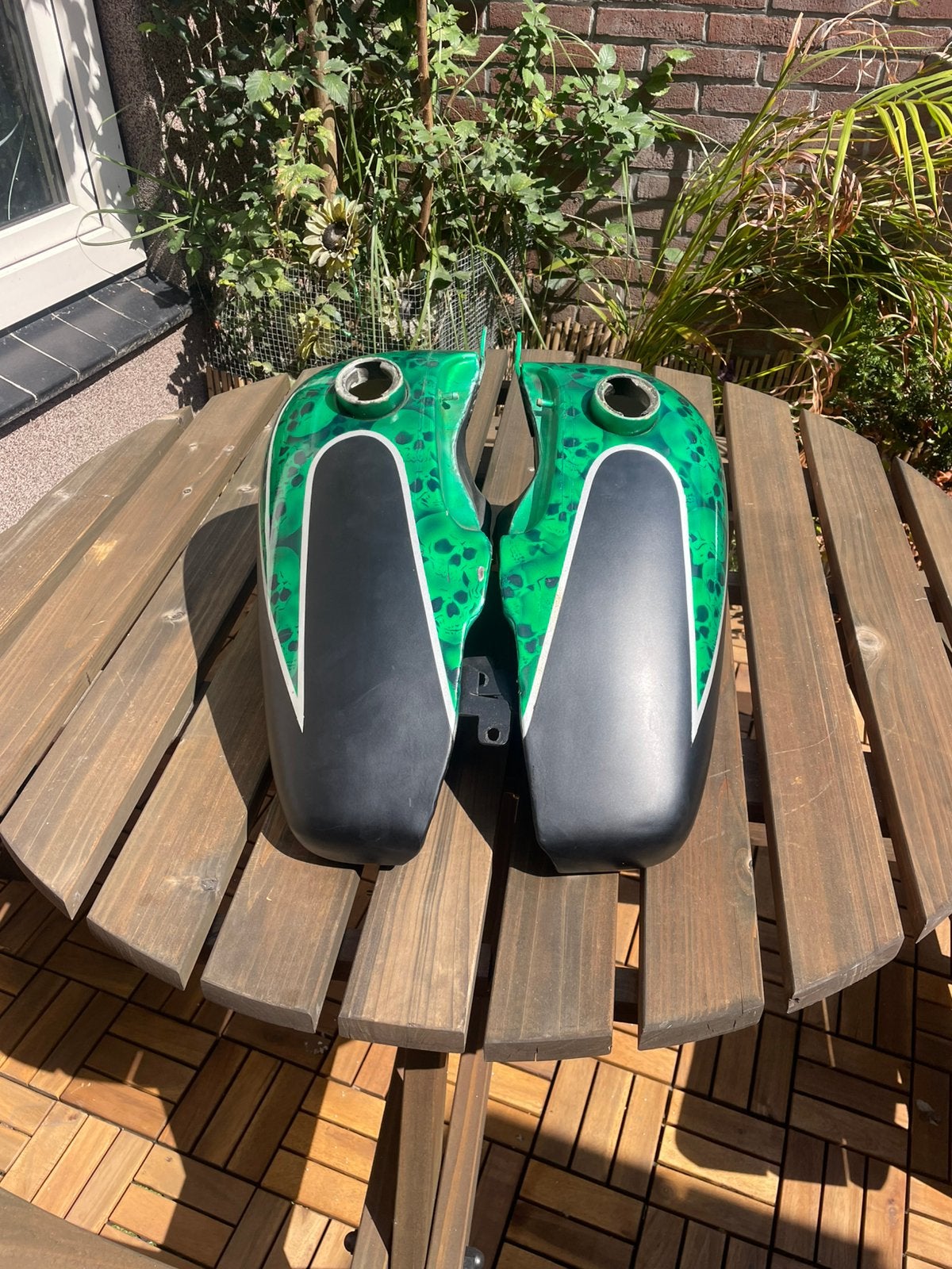 Shovel benzine tanks, Motoren, Ophalen