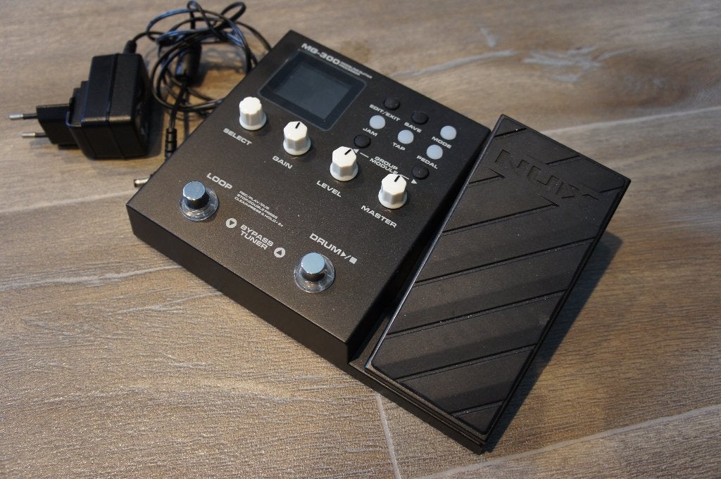 NUX MG-300, Ophalen of Verzenden, Zo goed als nieuw, Multi-effect