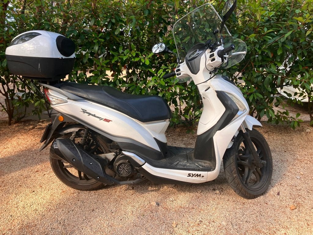 SYM Symphony ST Motorscooter 125cc, Motoren, Scooter, Particulier, 125 cc, 11 kW of minder