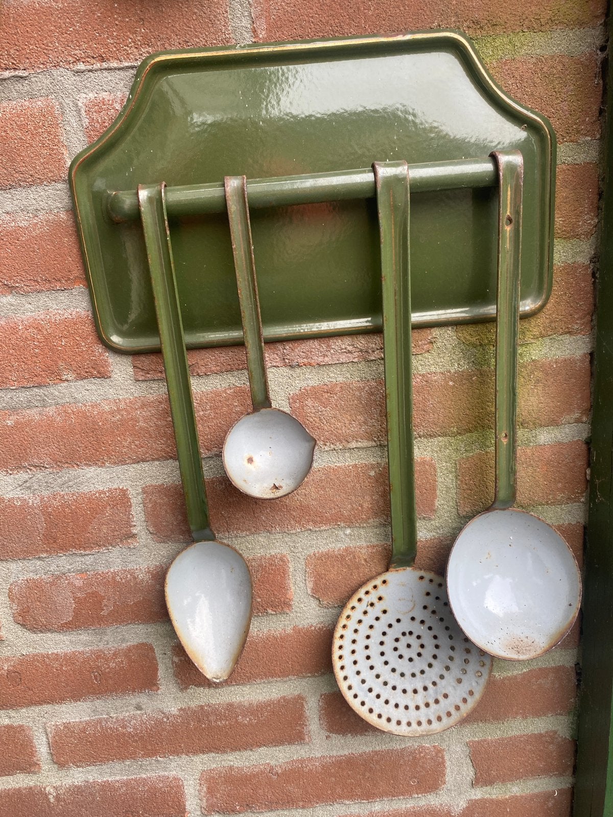Emaille lepel rek oud brocante, Ophalen