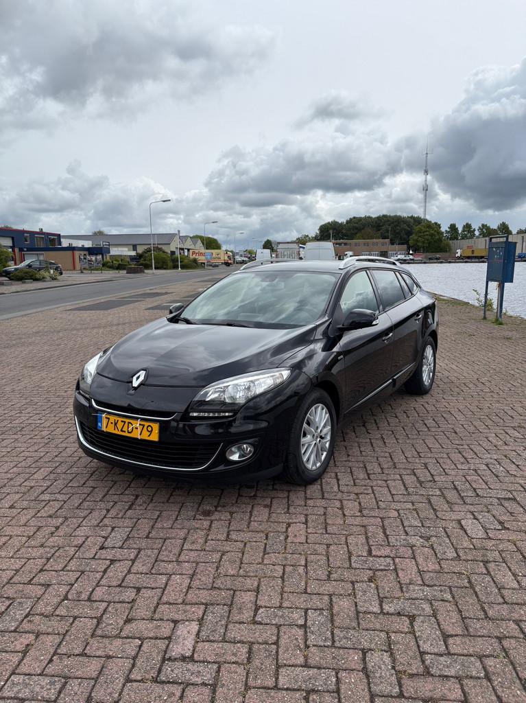 Renault Mégane Estate 1.5 dCi Bose, Auto's, Voorwielaandrijving, Euro 5, Gebruikt, 1283 kg