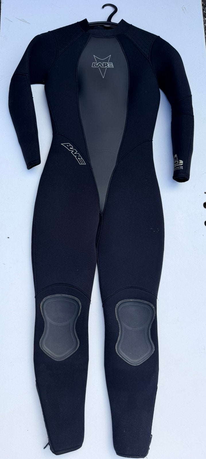Duikpak wetsuit Bare mt 11/12  dubbel 7 mm met vaste cap, Ophalen of Verzenden, Gebruikt, Duikpak