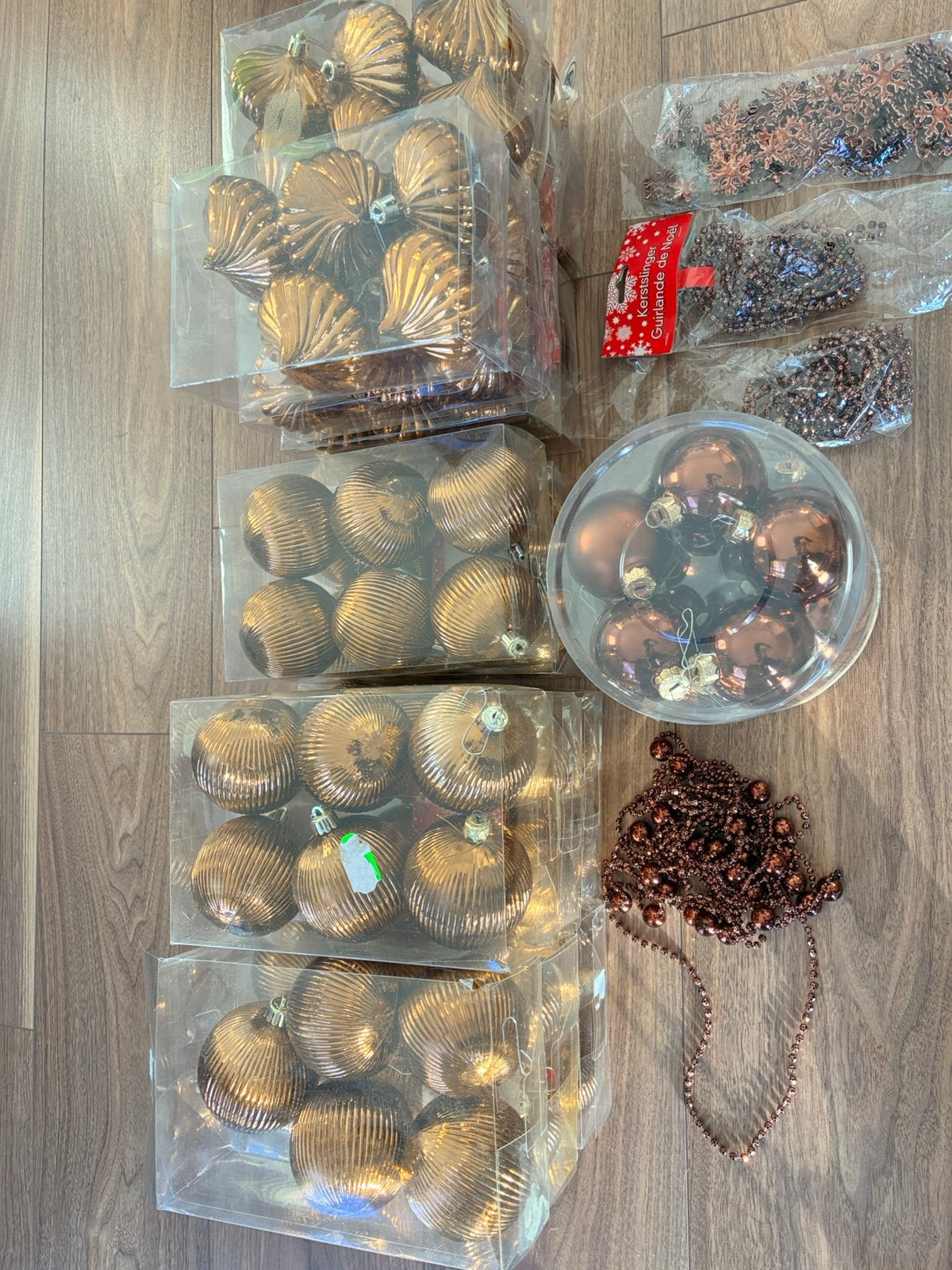 Kerstballen & decoratie koper/bruin 100+, Diversen, Ophalen, Zo goed als nieuw