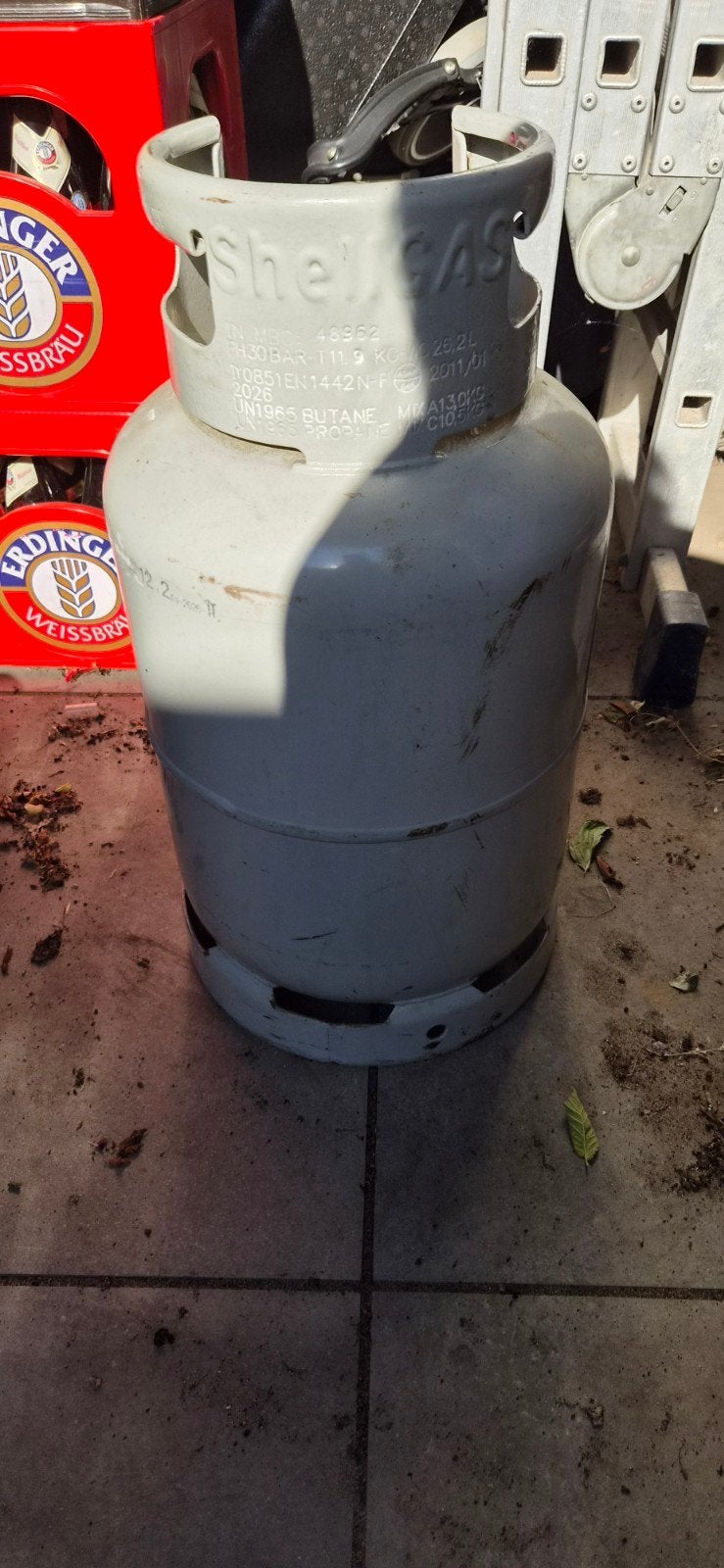 lege gas fles, Ophalen