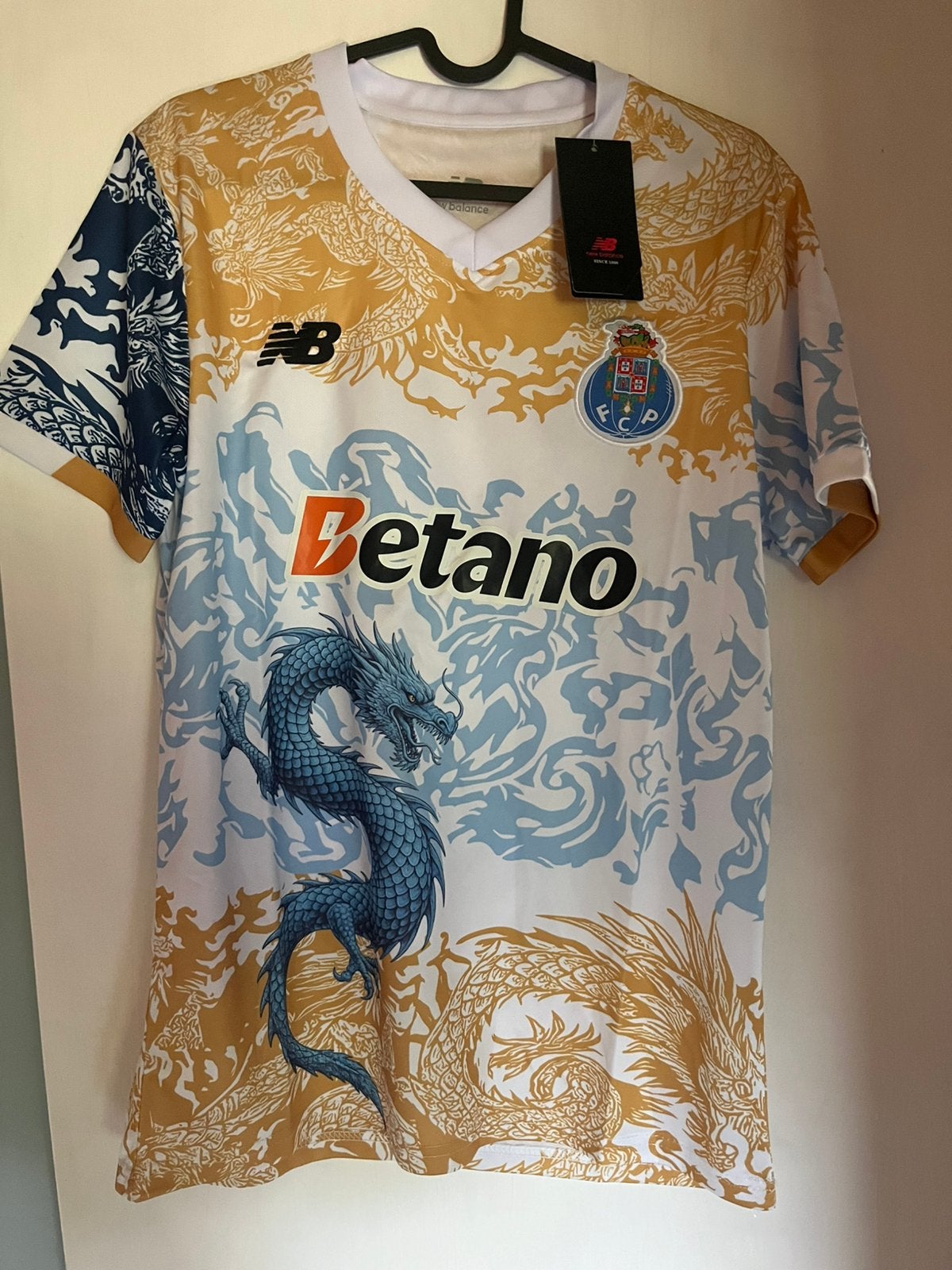 Porto special edition shirt., Sport en Fitness, Voetbal, Maat S, Verzenden, Nieuw, Shirt