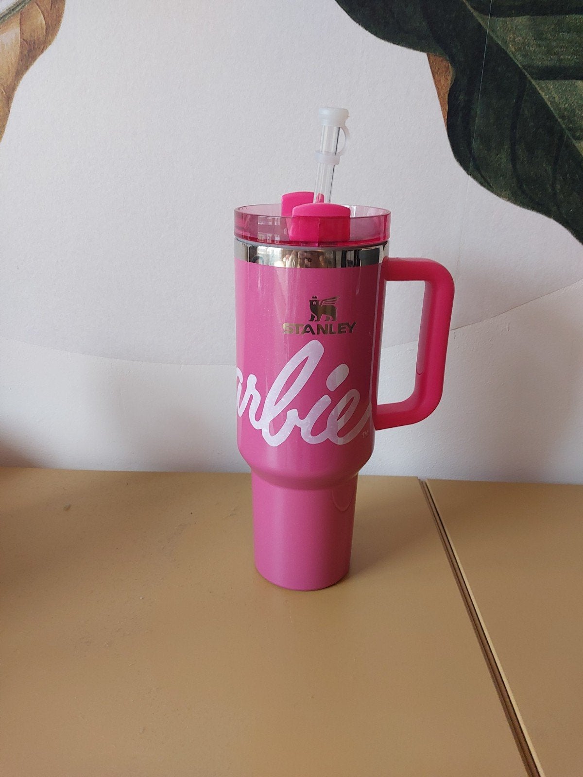 stanley barbie quencher drinkbeker, Sport en Fitness, Bidons, Ophalen of Verzenden, Zo goed als nieuw