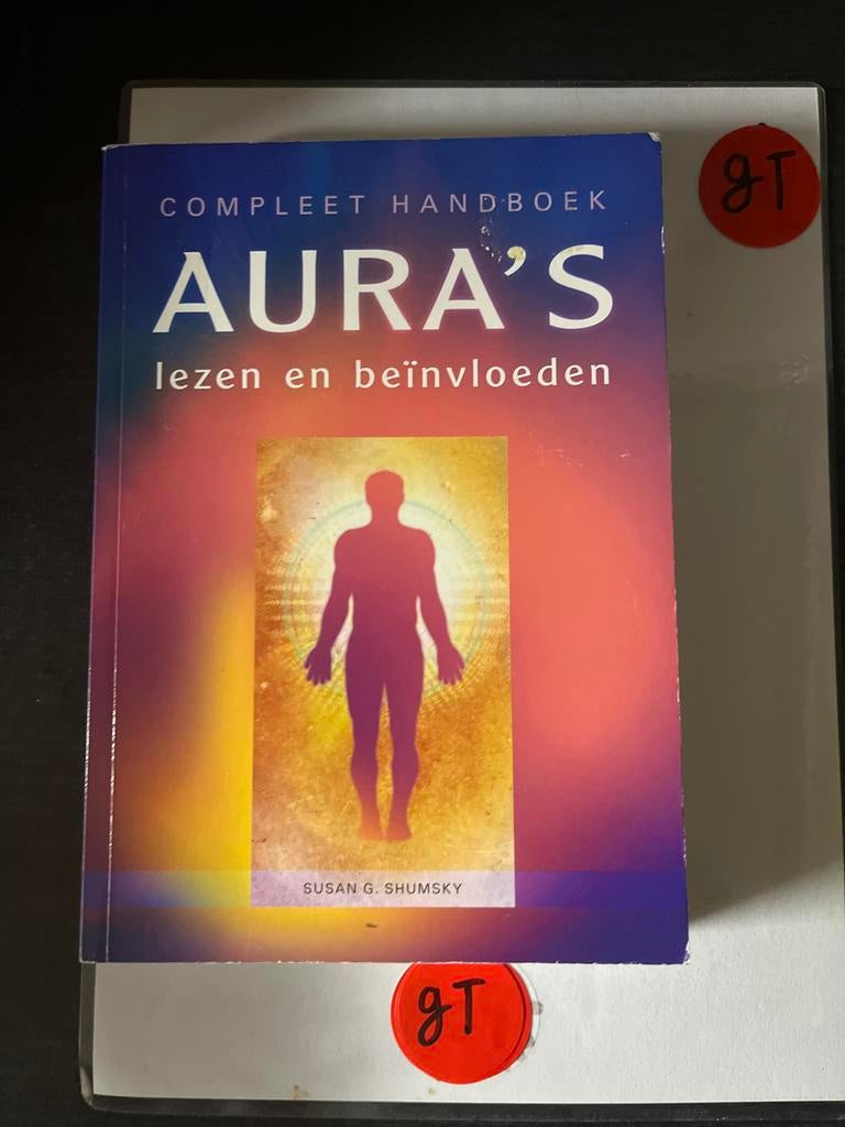 Compleet Handboek Aura's Lezen en Beïnvloeden, Boeken, Ophalen of Verzenden, Zo goed als nieuw, Spiritualiteit algemeen, Instructieboek
