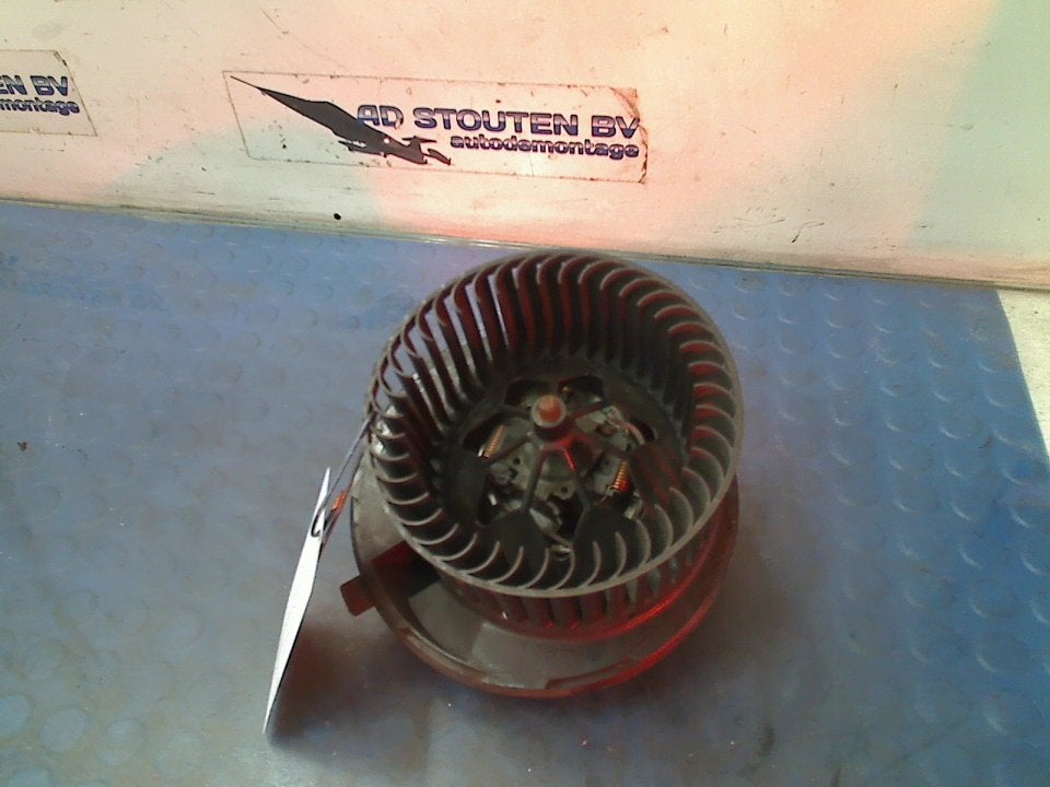 Kachel Ventilatormotor Golf V Variant (1K5) 2009, Gebruikt, Volkswagen, Volkswagen AG, Kundenbetreuung@volkswagen.de