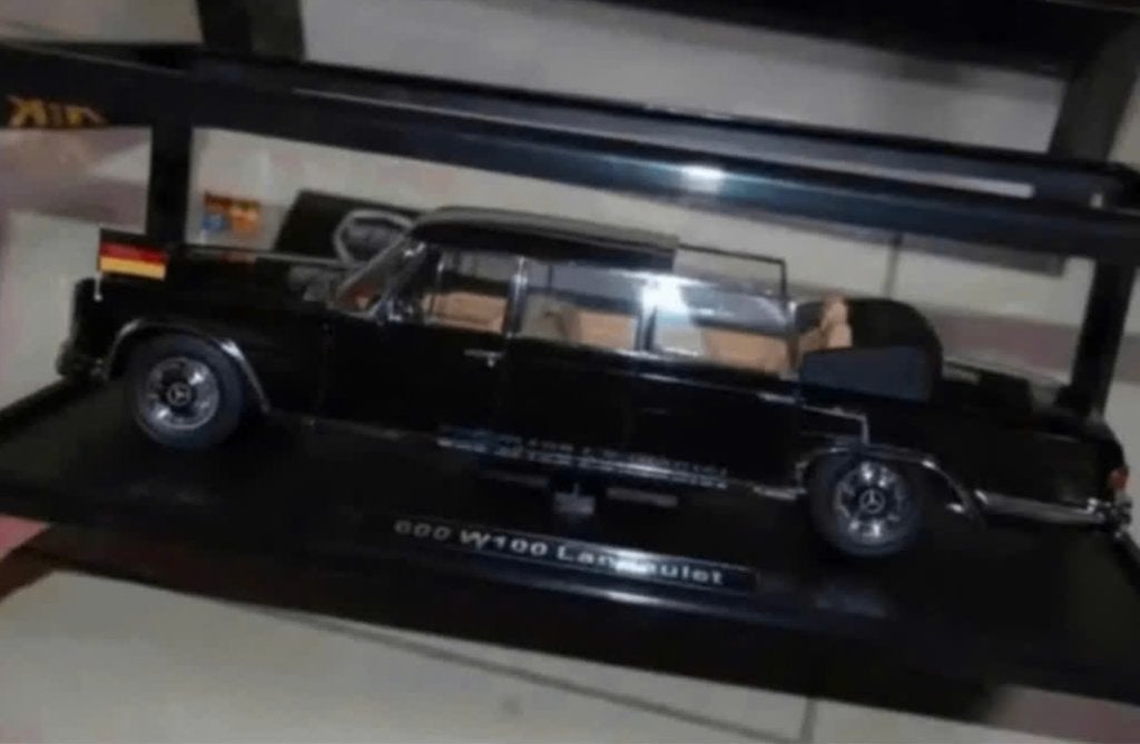 1:18 MERCEDES 600 OPEN Elisabeth/Kiesinger KK models WRH, Verzenden, Zo goed als nieuw, Auto, Overige merken