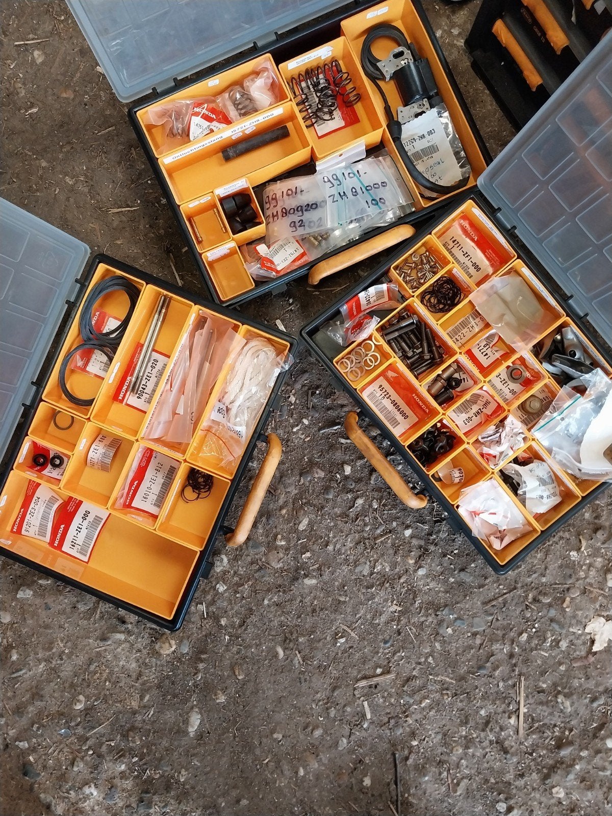Diverse Honda onderdelen Gx 160-200 en 390cc in opbergboxen, Ophalen of Verzenden, Nieuw