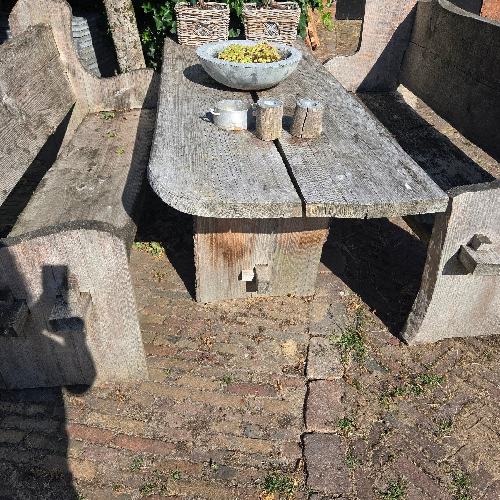 Robuuste houten picknicktafel met banken. handgemaakte, Tuin en Terras, Tuinbanken, Ophalen, Gebruikt, Hout