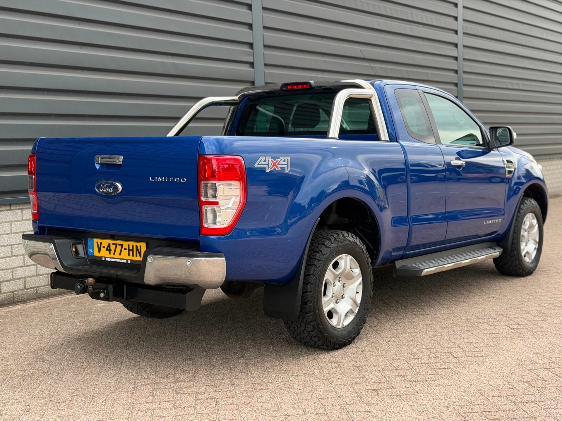Ford Ranger 2.2 TDCi Limited Supercab NAVI | NAP | APK | 4X4, Auto's, Ford, Gebruikt, Zwart, 4 cilinders, Blauw