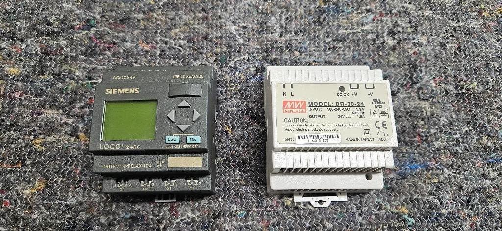 siemens logo incl voeding 24 volt, Hobby en Vrije tijd, Ophalen of Verzenden, Gebruikt