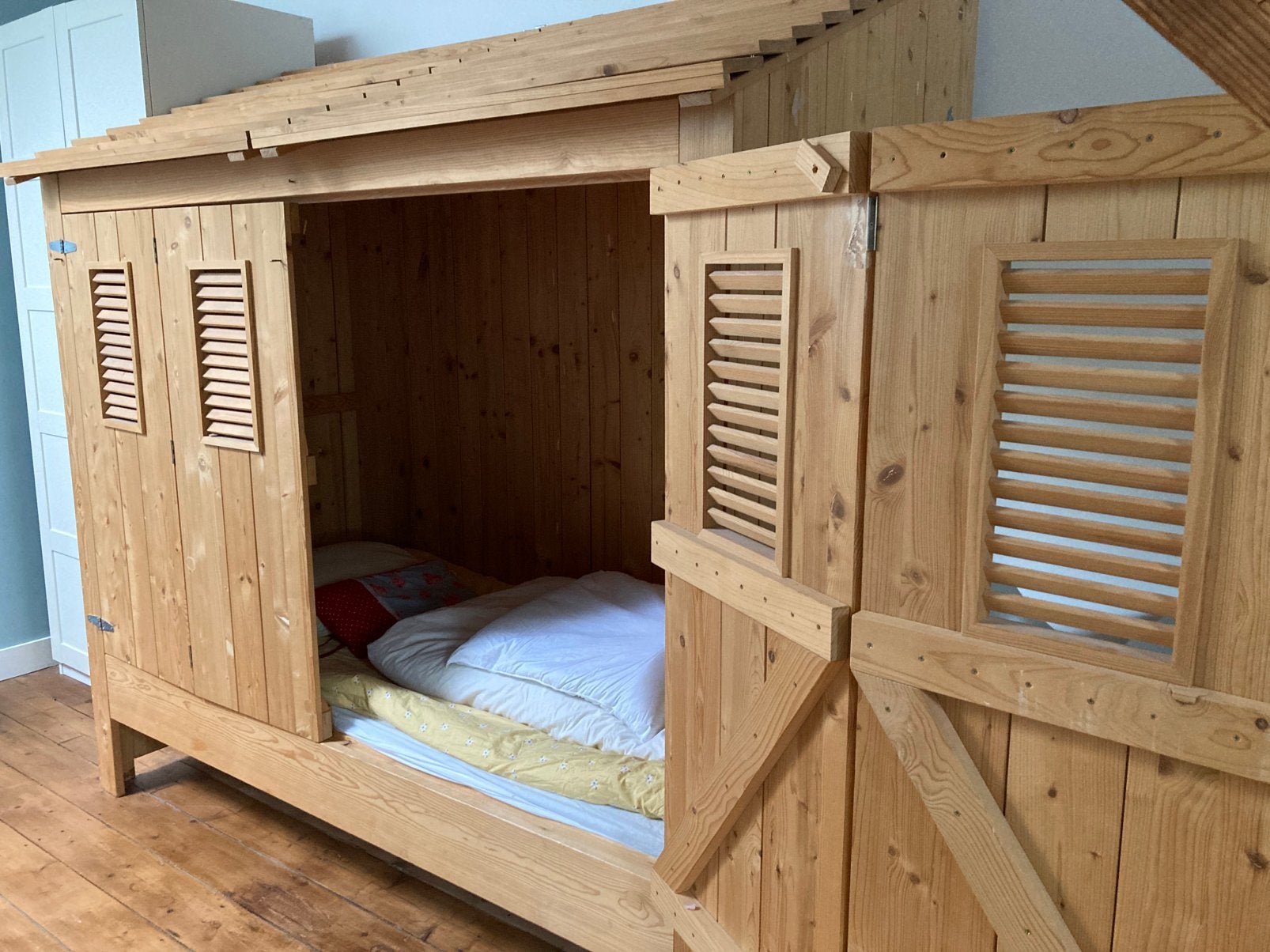 Slaaphuis, vrijwel nieuw, in perfecte staat, Ophalen, 90 cm, Eenpersoons, Zo goed als nieuw