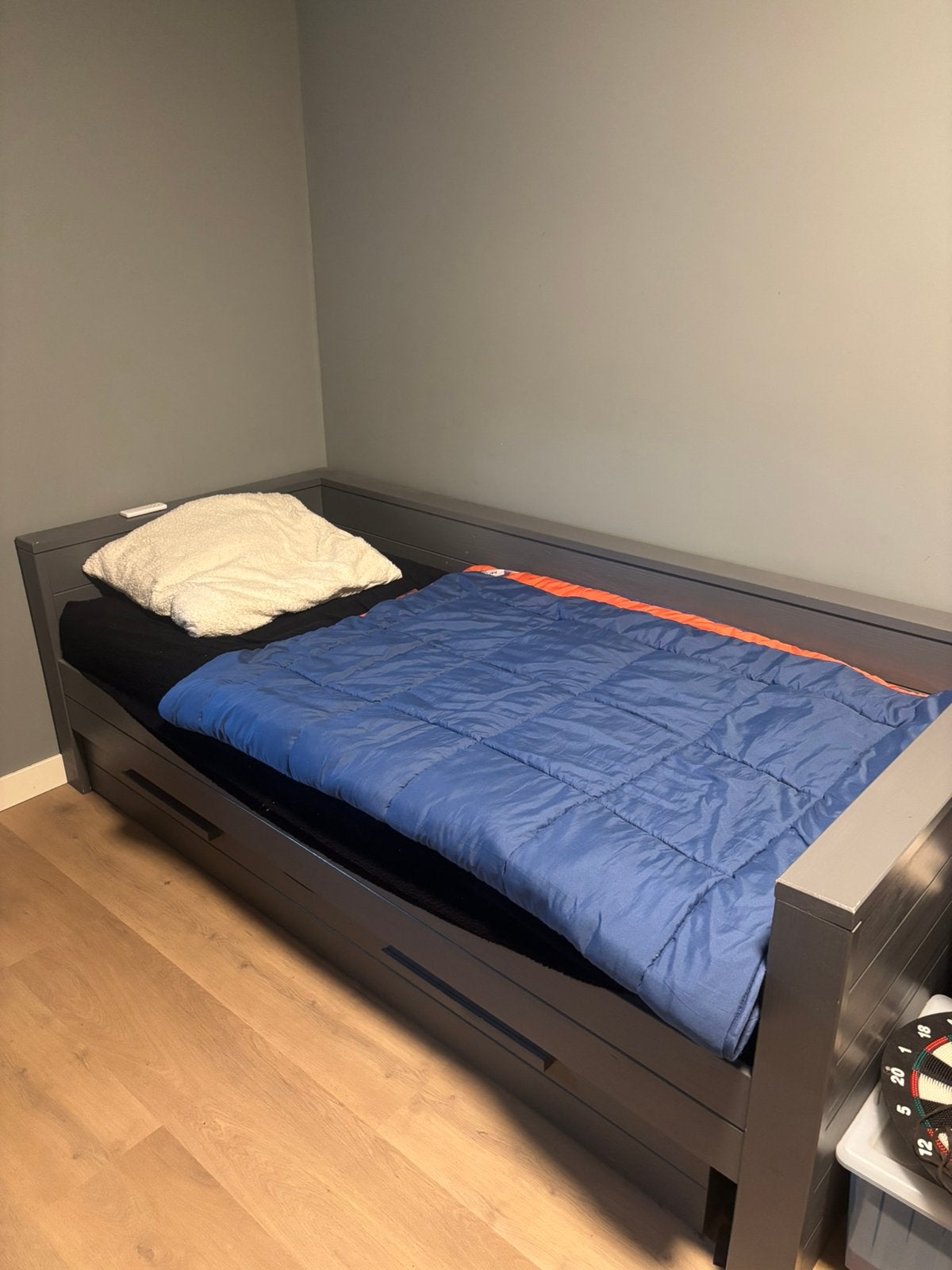 Woood dennis bed met bedlade, kist, bureai en kastje, Gebruikt, 90 cm, Eenpersoons, Ophalen of Verzenden