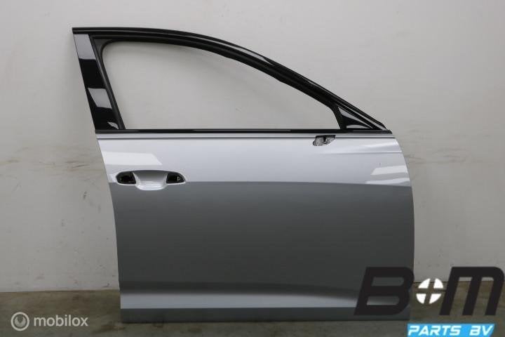 Portier RV Audi A6 4K Avant LZ7G 4K0831052A, Gebruikt