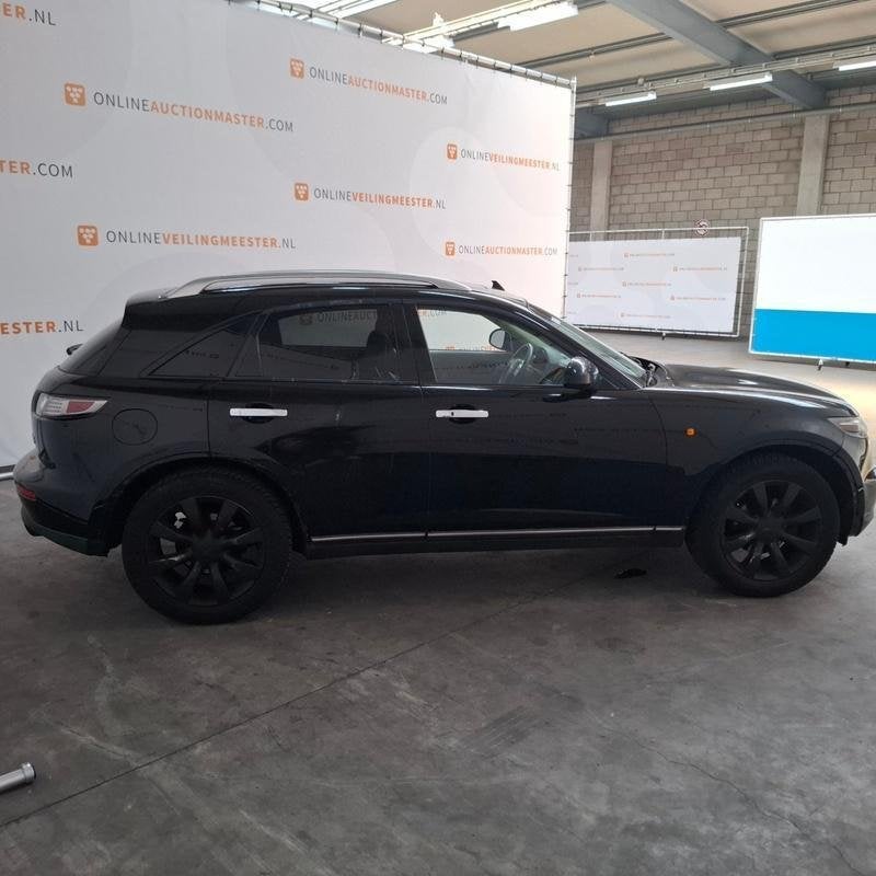 Personenauto Infiniti, FX, 35, zwart, 2005, Automaat, Stoelverwarming, Achterwielaandrijving, 2000 kg