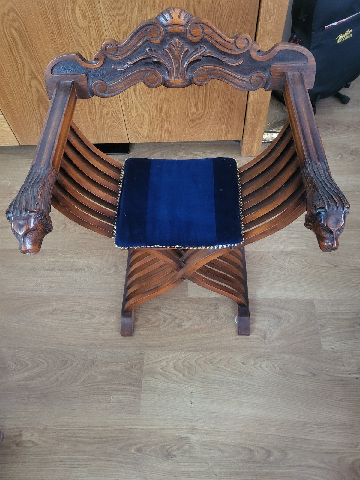 2 Antieke Savonarola stoelen met leeuwenkop dagobert stoelen, Antiek en Kunst, Antiek | Meubels | Stoelen en Banken, Ophalen of Verzenden