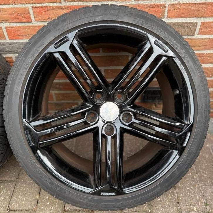 ✅ 18” VW Talladega Style Golf 6 7 8 225/40 R18 Volkswagen, 18 inch, Gebruikt, Banden en Velgen, Personenwagen