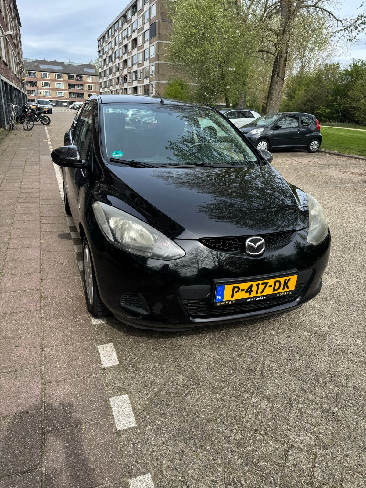 Mazda 2 1.3 55KW 3DRS 2009 Zwart, Voorwielaandrijving, 74 pk, 31 €/maand, 4 cilinders