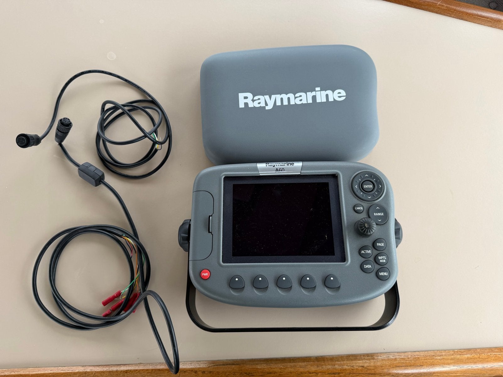 Raymarine A60 Multifunctioneel Display met GPS, Ophalen, Zo goed als nieuw, Kaartplotter of Fish Finder