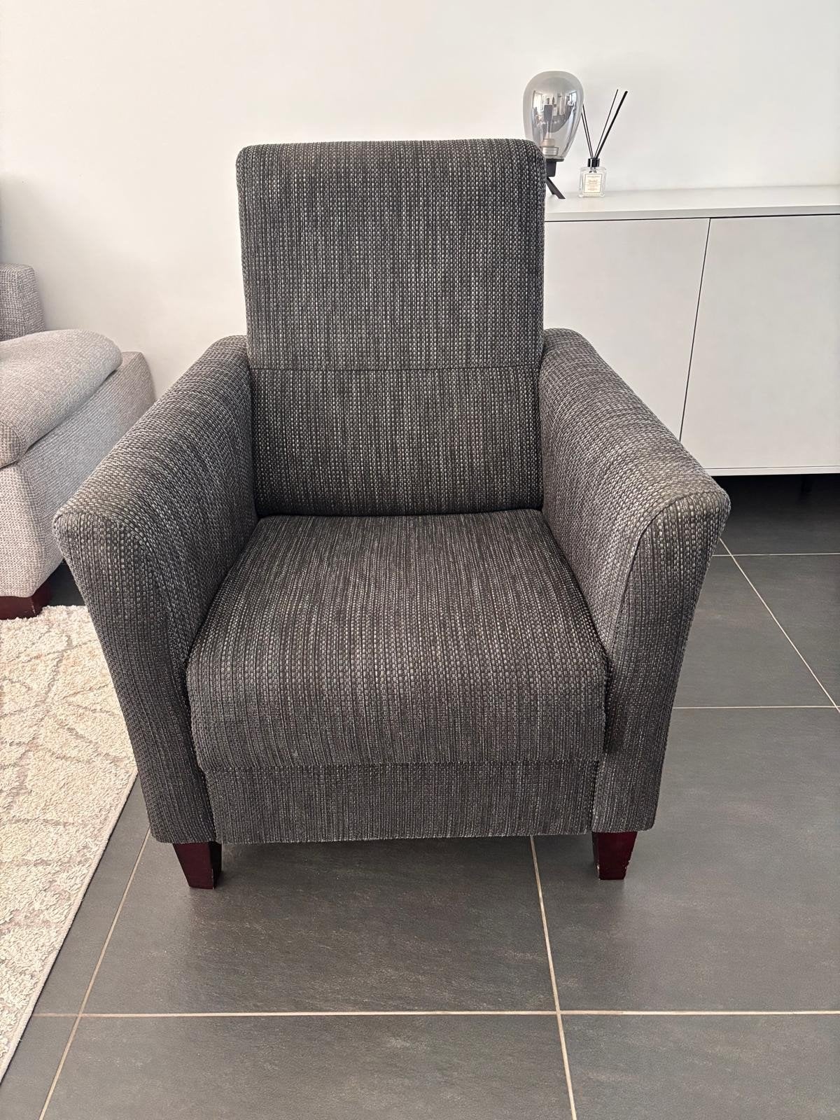 Mooie zwart/grijze stoel., Ophalen, 75 tot 100 cm, 50 tot 75 cm