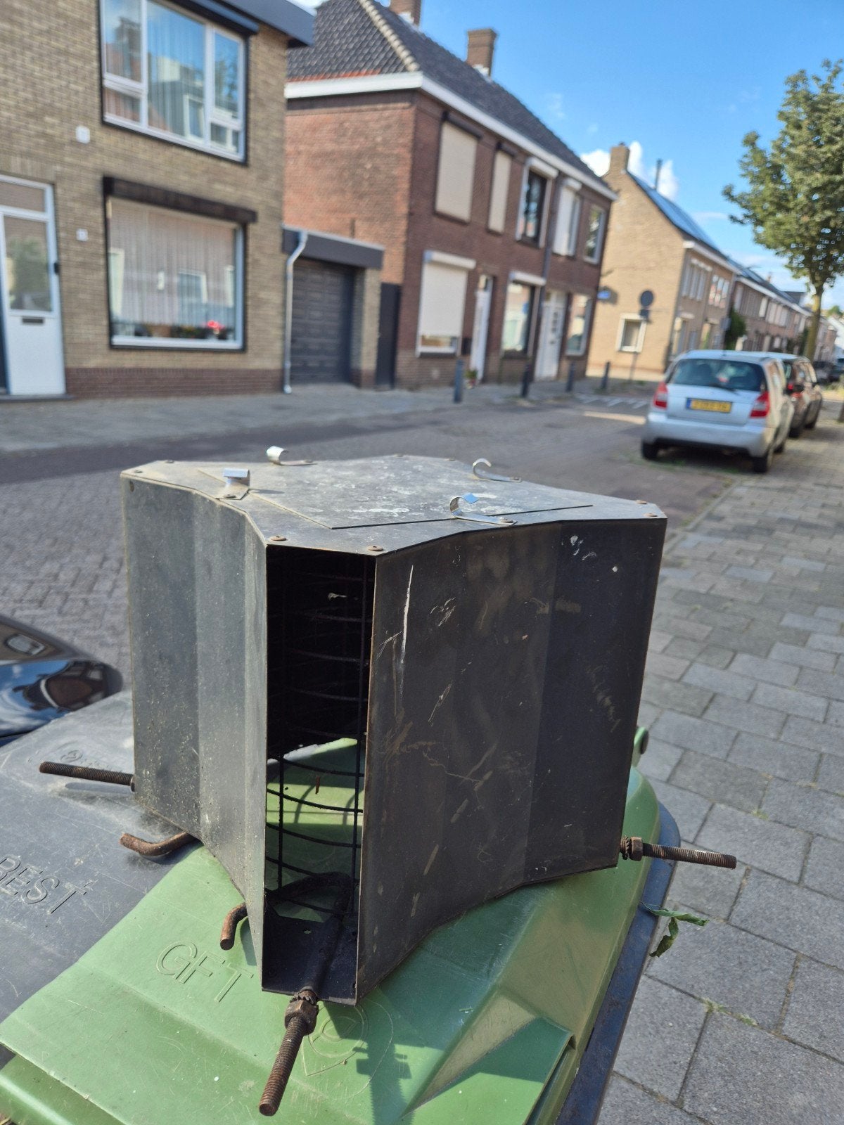 Schoorsteenkap met veegluik, Ophalen, Gebruikt