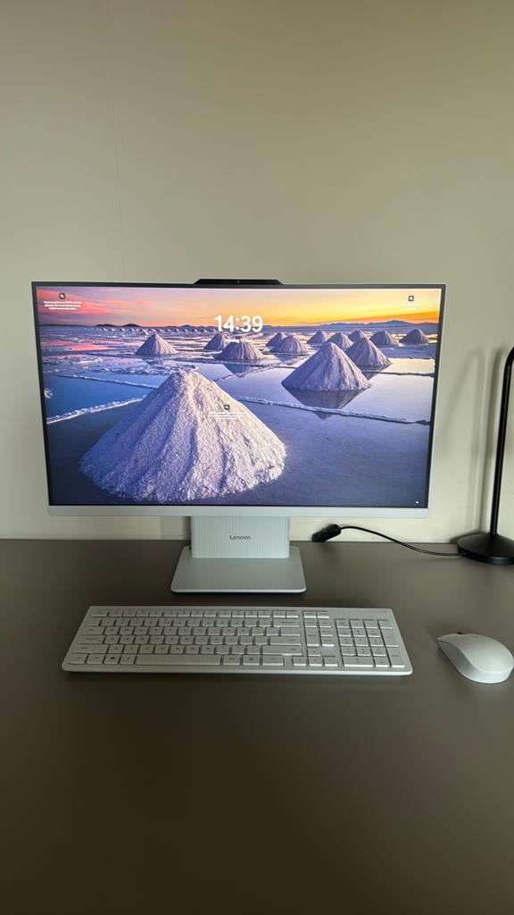 Lenovo AIO All-in-One PC - 32GB RAM, 1TB SSD - Z.G.A.N., Computers en Software, Desktop Pc's, Zo goed als nieuw, SSD, 32 GB, Met monitor