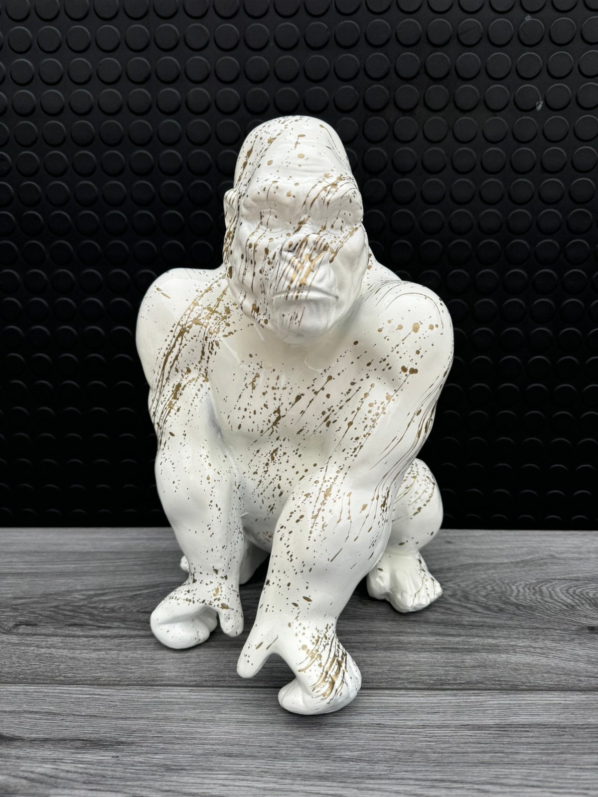 gorilla (wit met goud) 35hoog 20breed/Nieuw!, Ophalen of Verzenden, Nieuw, Dier