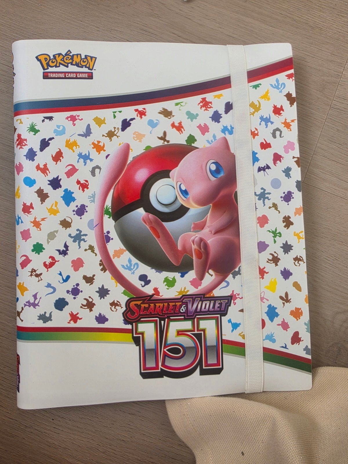 Pokémon Scarlet & Violet 151 map met kaarten, Hobby en Vrije tijd, Ophalen of Verzenden, Zo goed als nieuw, Meerdere kaarten
