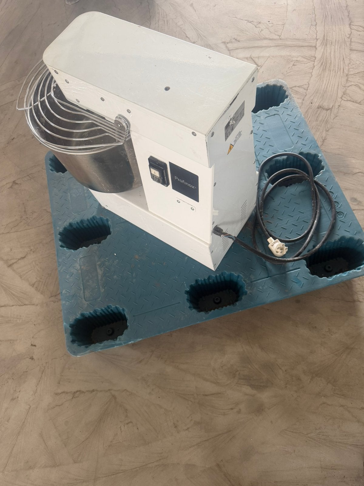 Spiraal deegmixer, Witgoed en Apparatuur, Keukenmixers, 4 liter of meer, Ophalen, 3 snelheden of meer