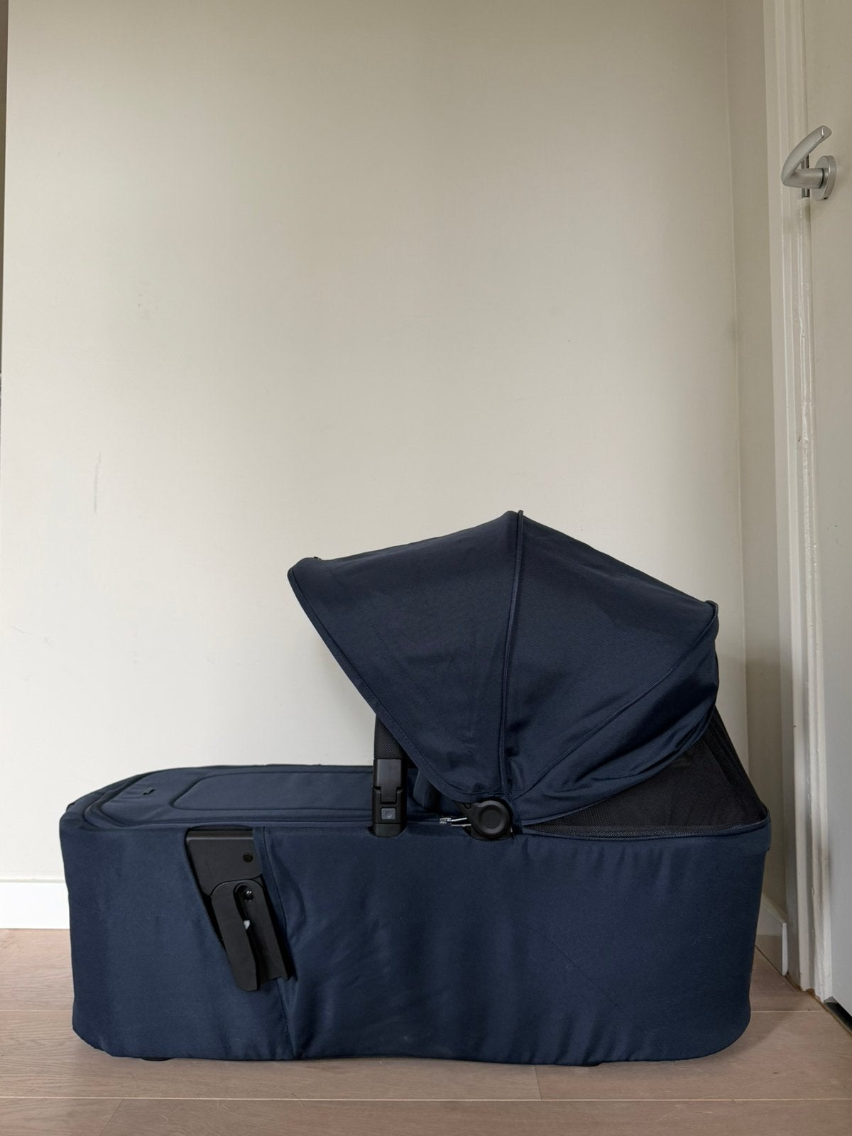 Joolz Aer 2 bassinet navy blue, Ophalen, Zo goed als nieuw, Overige merken