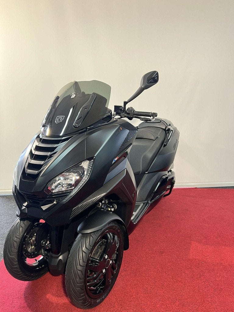 Peugeot Metropolis GT Black Carbon Edition, Scooter, Bedrijf, Traction Control, Bonnetstraat 1
6718 XN  Ede, NL