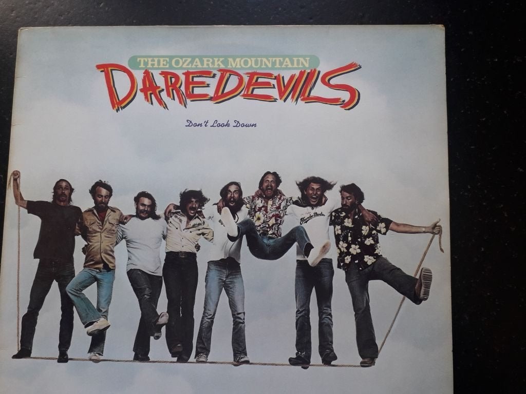 OZARK MOUNTAIN DAREDEVILS - DON'T LOOK DOWN - LP, Verzenden, Zo goed als nieuw, Pop, LP