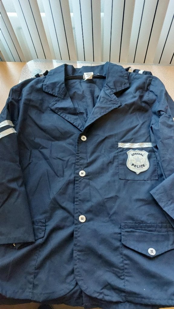 politiepakje maat 128, Ophalen of Verzenden, Nieuw, Jongen of Meisje, Overige typen