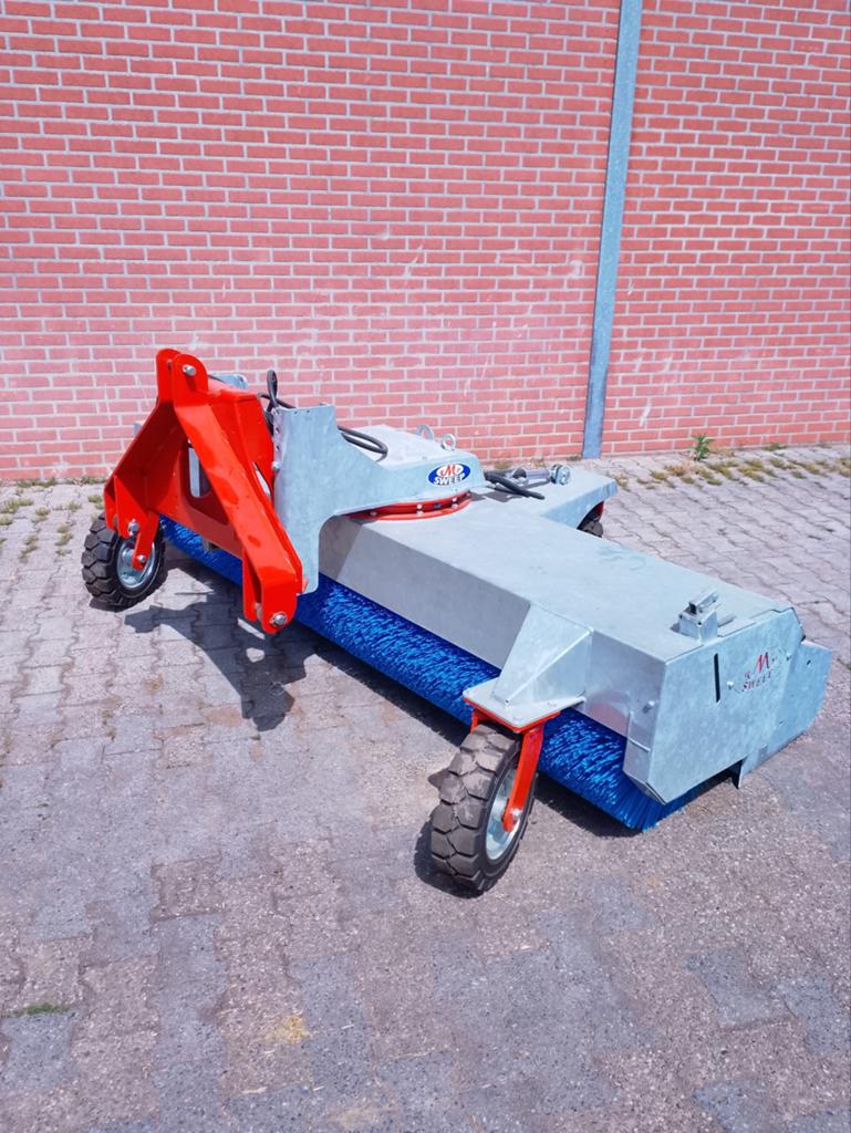 M-Sweep veegmachine / rolbezem, Ophalen of Verzenden