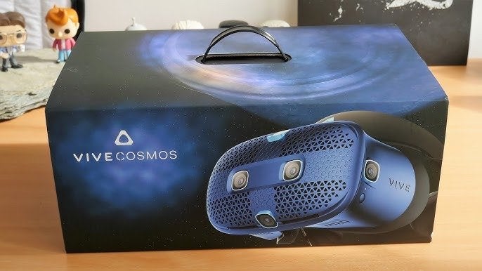 HTC Vive Cosmos VR-headset in doos compleet ZGAN, Ophalen of Verzenden, Zo goed als nieuw, VR-bril, Pc